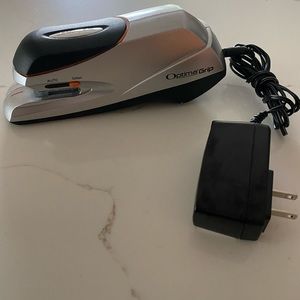 Electric Stapler